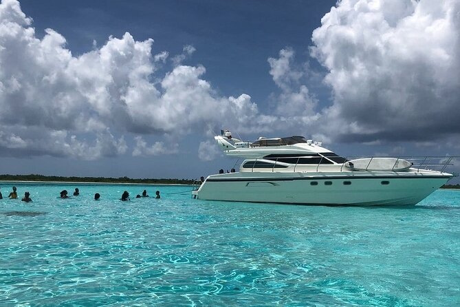 2 Hour Sunset - 47' Azimut, Tulum, Playa del Carmen, Riviera Maya - The Puerto Aventuras Sunset Cruise Feeling: Private, Playful, and Simple