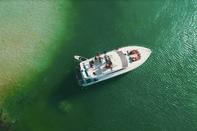 3 Hour Xpu-Ha - 47' Azimut, Tulum, Playa del Carmen, Riviera Maya - A 47 Azimut Yacht Charter to Xpu-Ha: The Real Shape of This 3-Hour Day
