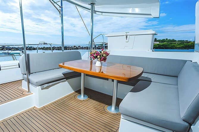 3 Hours Exclusive 45' Lagoon Catamaran Experience - Puerto Aventuras Water Time: Floating, Paddle Boarding, and Wildlife Chances