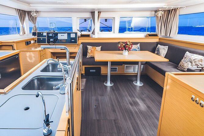 3 Hours Exclusive 45' Lagoon Catamaran Experience - Open Bar Rules and Snacks That Actually Match the Ride