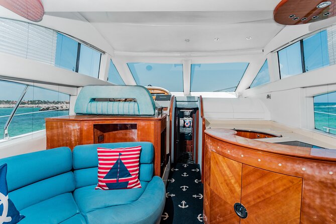 4 Hour 50' Azimut Yacht All-Inclusive in Tulum & Playa del Carmen - Who the crew is and what service usually feels like