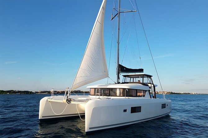 4 Hour Catamaran Experience in a Private 42' Lagoon - Riviera Maya Reef Time at Inha or Paamul (About 2 Hours)
