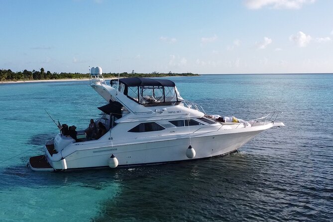 4 hours snorkel & beach tour - Private Yacht 47 ft - Playa del Carmen without the cattle-car feeling