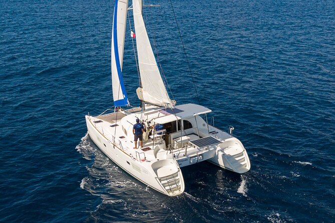 4H Private 38'Catamaran All-Inclusive in Tulum & Playa del Carmen - Stop 1 at Paamul Bay: Calm Water Snorkeling + Ceviche While You Wait