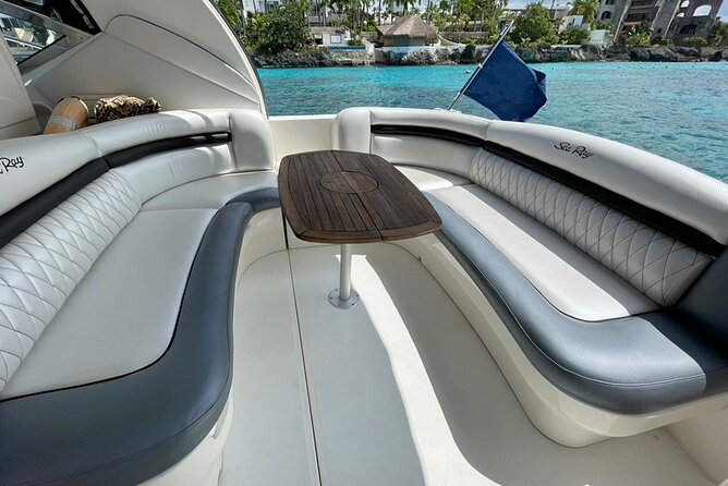 5-Hour Private 40' Yacht 2-Stop Tour to In-Ha reef with Food, Drinks & Snorkel - La Bocana: the shallow-water party stop (with food and music)