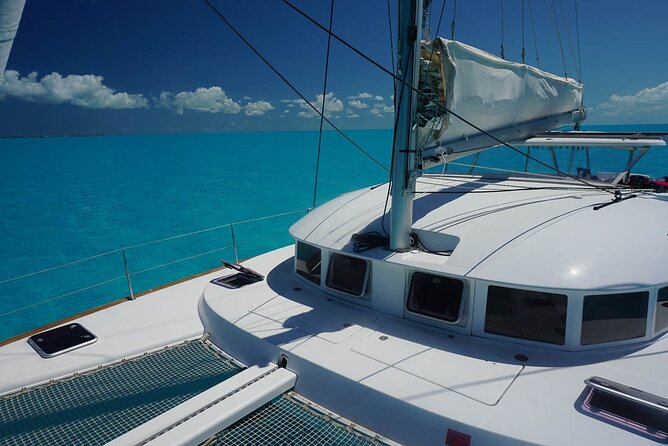 5H Private 40'Catamaran All-Inclusive in Tulum & Playa del Carmen - The Open Bar and Meal Game: What All-Inclusive Really Means Here