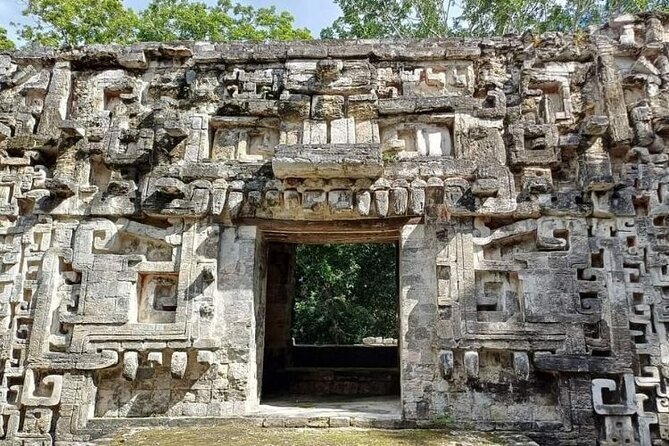 8-Day Tour through the Yucatán Peninsula, Mexico - Day 5 Fort Museo de Campeche + Edzná + Evening in Uxmal