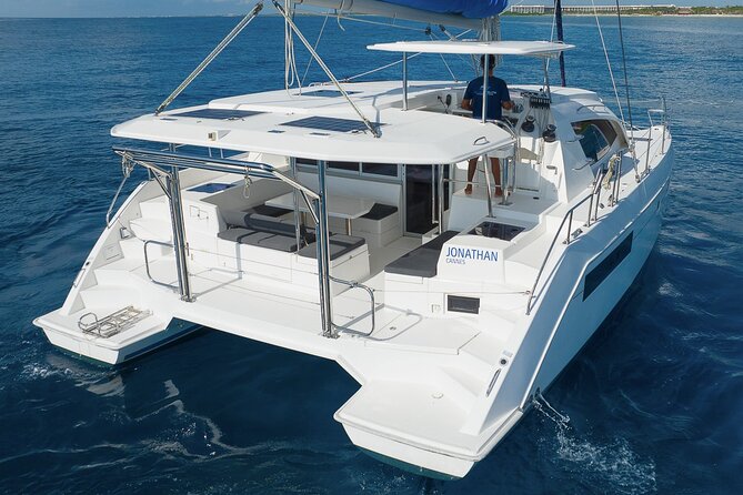 8-Hour Private 40' Cat 2 Stop to Cozumel, Food, Drinks & Snorkel - Price and Value: What $3,166.67 Really Means Per Person