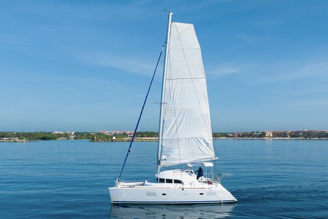 8H 38' Catamaran All-Incl. to Cozumel in Tulum & Playa del Carmen - Food and Open Bar: A Floating Meal Plan You’ll Actually Enjoy