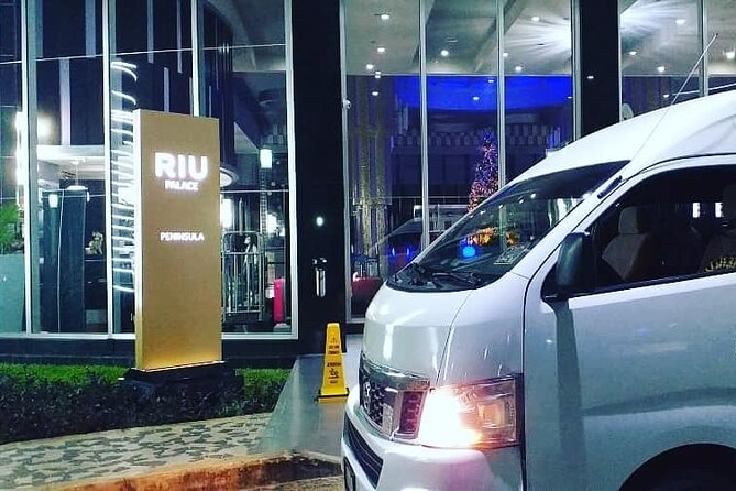 Airport Transfers to Akumal - Private van (ROUND TRIP) FLAT RATE - Return trip to the airport: the 2.5-hour buffer approach