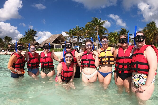 Akumal Turtles Snorkeling and GoPro pictures - Getting to Akumal: the 7-Eleven start and what you do first