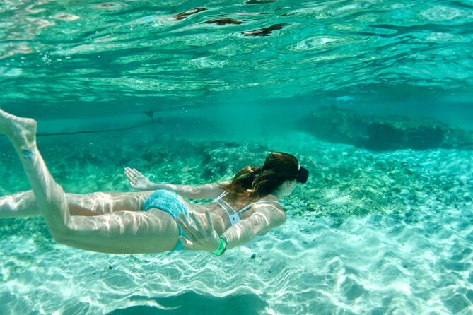 All-Inclusive! Tulum Ruins, Tequila Tasting + Swim in 3 Cenotes in Small Group! - A well-run 9:00 am start that keeps the day moving