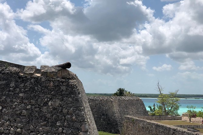 Bacalar Deluxe - Fort of San Felipe Plus Three Cenotes: More Than Just Photos