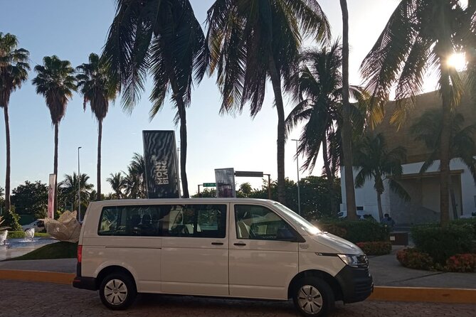 Cancun Airport to Playa del Carmen Roundtrip Private Transfer - Where to meet at Cancun Airport: the terminal-by-terminal game plan