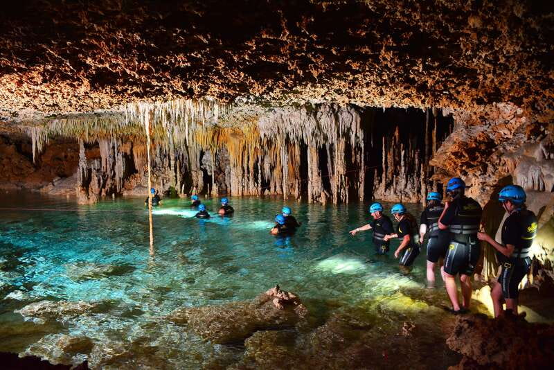 Cancun/Playa del Carmen: Tickets to Rio Secreto and Lunch - Arrival, lockers, and what’s off-limits before you go under