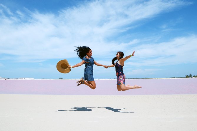 Cancun tour Las Coloradas Pink Lagoon + Rio Lagartos Tour - The speed boat, Mayan mud bath, and the crocodile farm stop