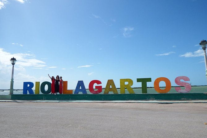 Cancun tour Las Coloradas Pink Lagoon + Rio Lagartos Tour - Small-group size: the upside, and what to watch for