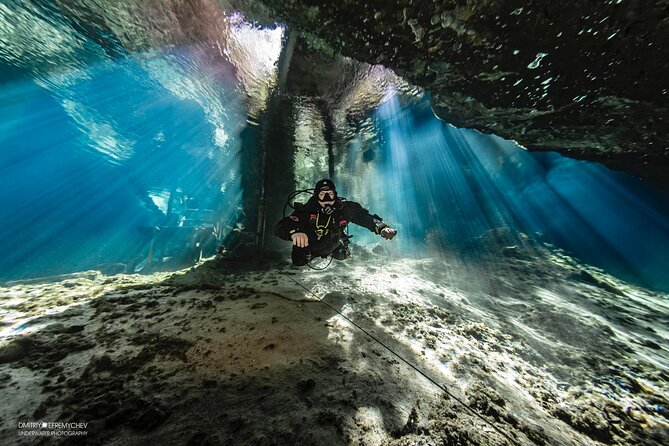 Cenote diving Dream Gate - Guides, Language, and the Small Group Advantage