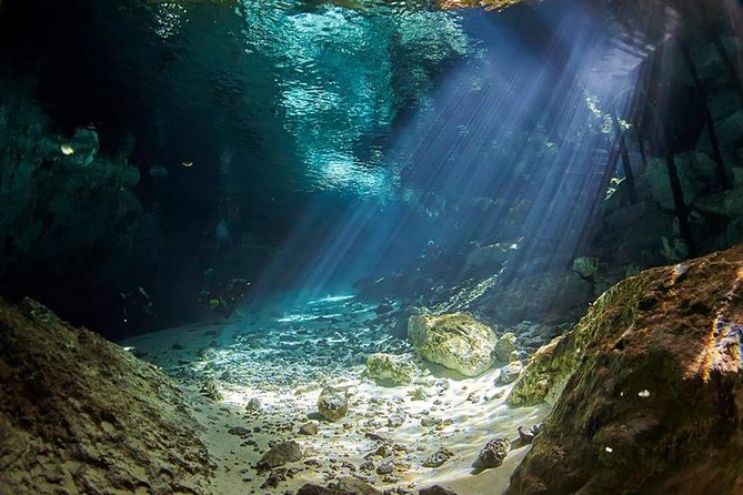 Cenotes diving - Getting picked up in Playa del Carmen (and how the day starts)