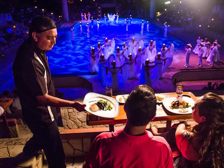 Check out the Night Show at Xcaret Park - Animal stops that actually fit your schedule: Aquarium, Butterfly House, Aviary