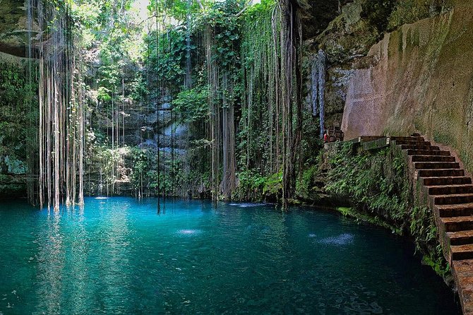 Chichen Itzá, Cenote Ik Kil, Valladolid Premium Reduced Group - Free Time Inside the Ruins: How to Use It