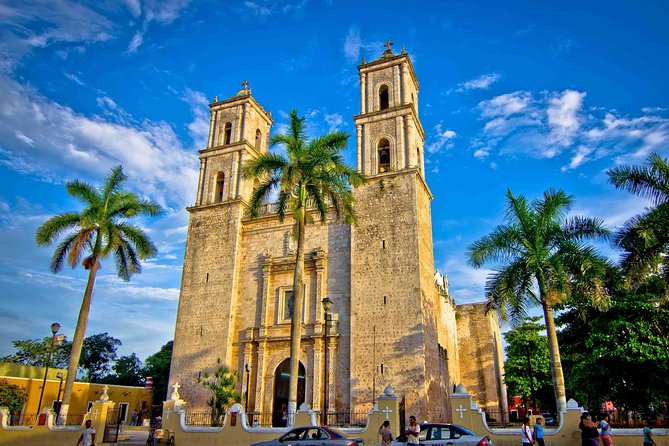 Chichen Itzá, Cenote Ik Kil, Valladolid Premium Reduced Group - Transportation and Comfort: Small Group, Long Day