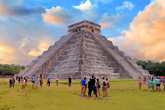 Chichen Itza, Cenote & ValladolidTour from Tulum - Lunch: Mexican buffet with a few gotchas