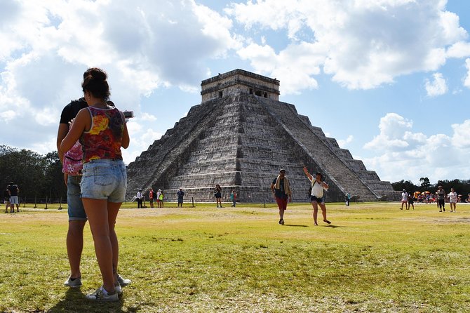 Chichen Itza Day Trip from Tulum Including Cenote and Lunch - Getting on the bus: pickup points in Tulum and how to avoid a chaotic start