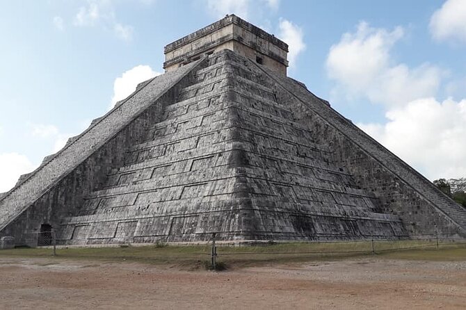 Chichén Itzá Kukulkan & Swim in Two Cenotes - Stop 2: Chichén-Itzá and the Pyramid of Kukulkan