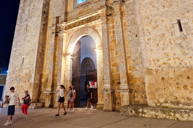 Chichenitza private tour and cenotes - Two cenotes: snorkeling gear and water lamps