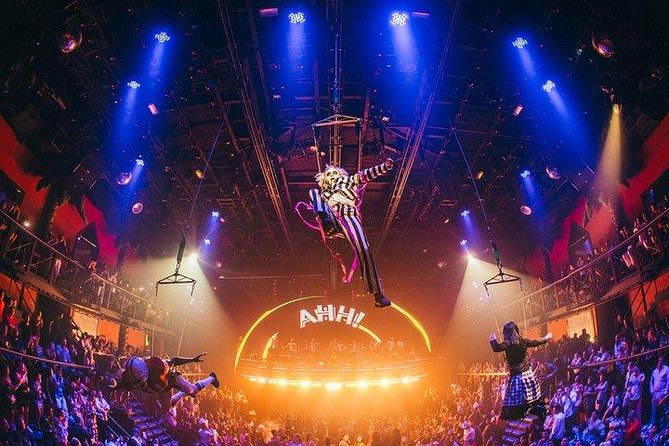 Coco Bongo Playa del Carmen New Year's Eve 2027 - From 9:00 pm to the countdown: how the night typically feels