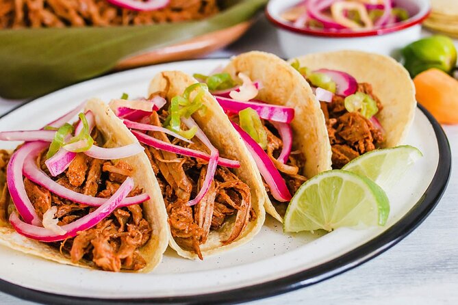 Cooking Class in Playa del Carmen: 9 Recipes & Bottomless Drinks - Things to watch: the recipe promise vs. what happens in your kitchen