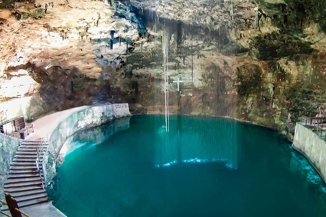 Deluxe adventure! 2 Sacred Cenotes, Chichen Itza and Valladolid from Tulum City - Food and drinks: included meals, plus the two places you may pay