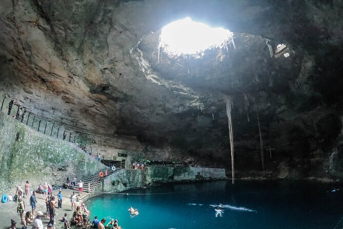 Deluxe adventure! 2 Sacred Cenotes, Chichen Itza and Valladolid from Tulum City - The guide factor: Hector aka foca makes a difference