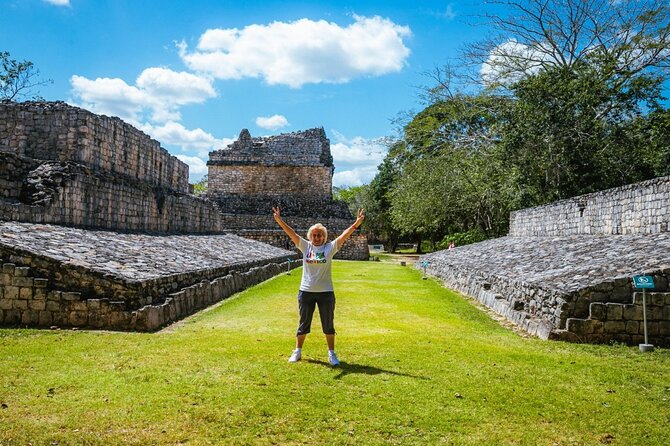 Ek Balam, Mayan traditions and cenote Chichikan - Morning Pickup and the 7:00am Rhythm