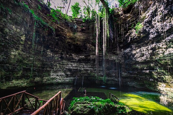 Ek Balam, Mayan traditions and cenote Chichikan - Chichikan Cenote: Life Jackets, Swimming, and Mayan-Style Food Rituals