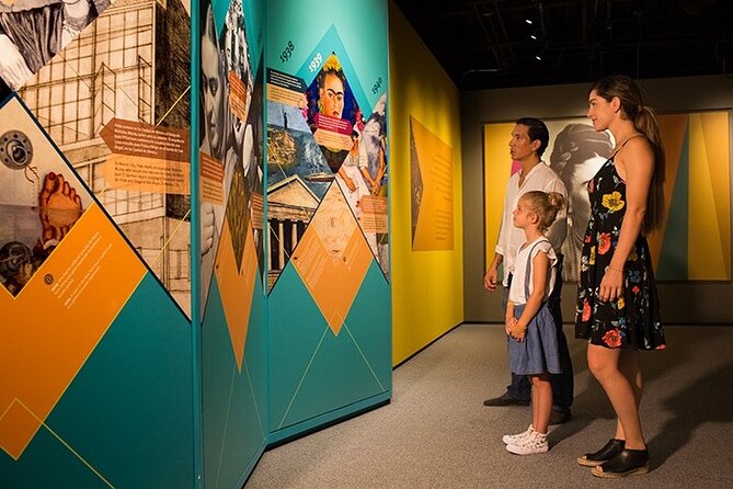 Entrance to the Frida Kahlo Museum in Riviera Maya - Entering the Frida Kahlo Museum in Riviera Maya: what to expect right away