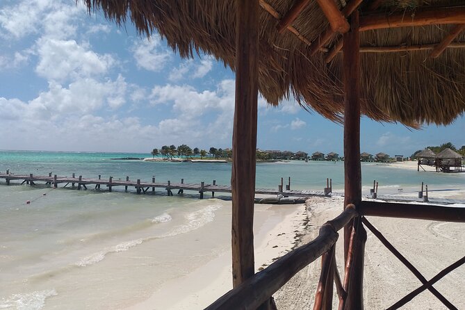 Fascinating beach club at Riviera Maya, full day pass with transport included - Beach club staff and service: the human touch that matters