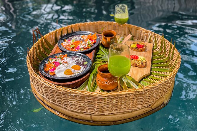 Floating breakfast in The Yellow Nest (near Dos Ojos cenote) - The breakfast pacing: how the day stays calm (not rushed)