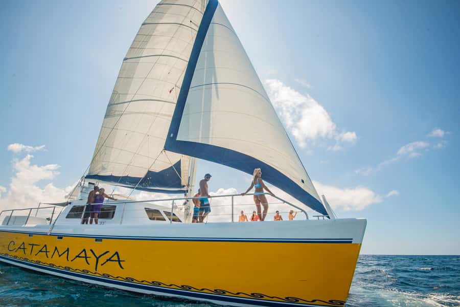 From Puerto Aventuras: Share Catamaran Tour - Puerto Aventuras catamaran time: why 4 hours feels just right
