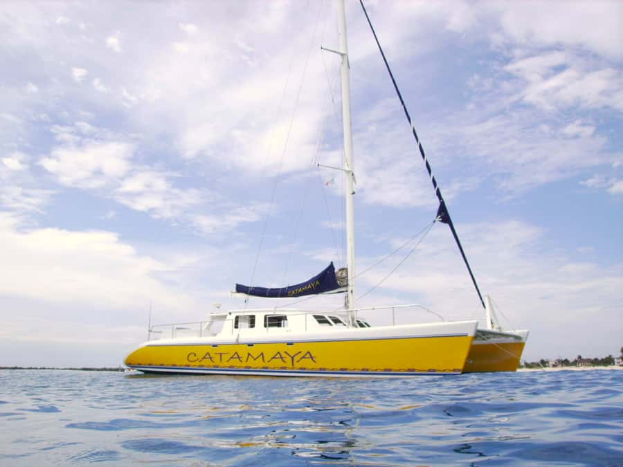 From Puerto Aventuras: Share Catamaran Tour - Who should book—and who should skip this tour