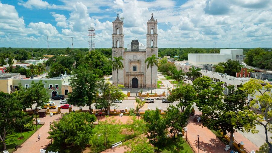 From Riviera Maya: Chichen Itza, Cenote, and Valladolid Tour - Food, snacks, and water: where this tour quietly delivers value