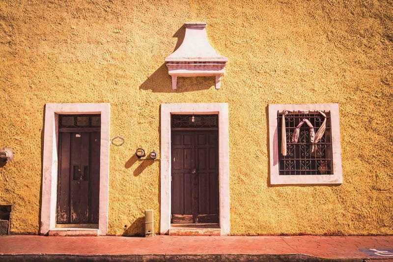 From Tulum: Chichén Itzá Tour, Cenote & Valladolid - Valladolid on foot: main-square lunch and colonial streets