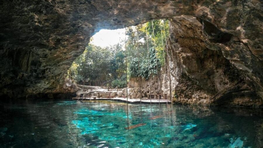 From Tulum: Tulum Ruins and 2 Cenotes Tour - Temple of the Frescoes: the solar observatory moment