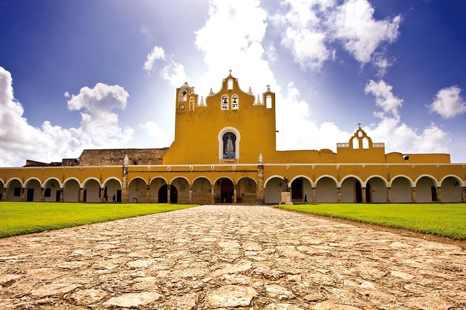 Full-day Tour of Chichen Itza, Cenote & Valladolid City - Valladolid in about 25 minutes: plaza shade and the Cathedral of San Gervasio