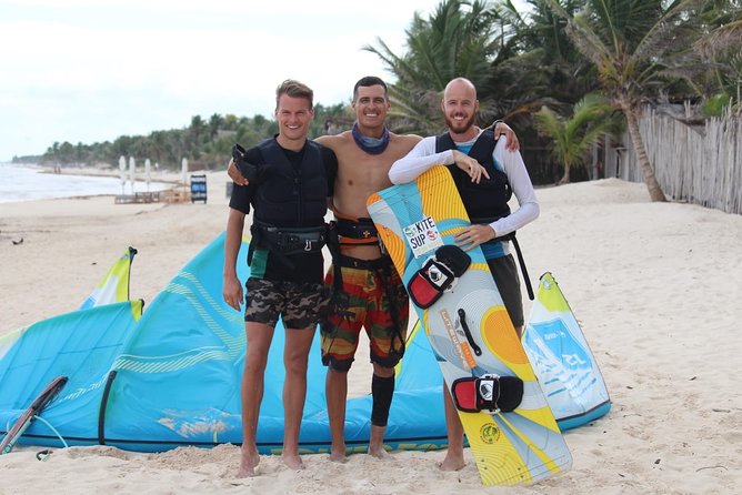 Group Kiteboarding Lesson in Tulum - Why Tulum works for a first-time kitesurfing lesson