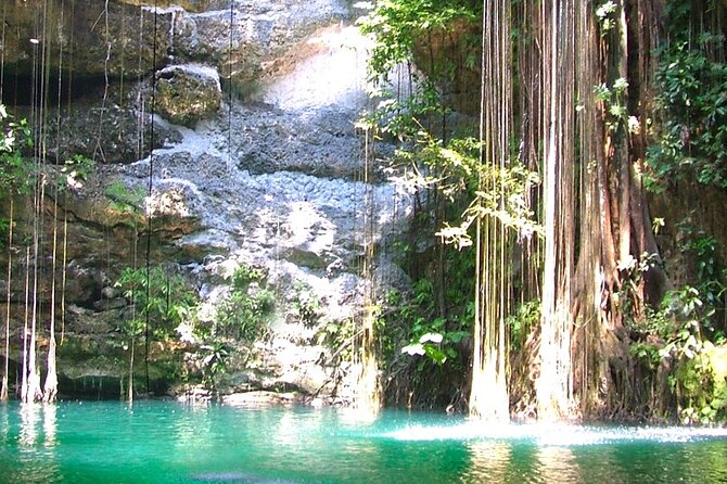 Guided Day Tour to Chichén Itzá, Cenote Swim and Valladolid - Lunch and the shopping-style pit stops