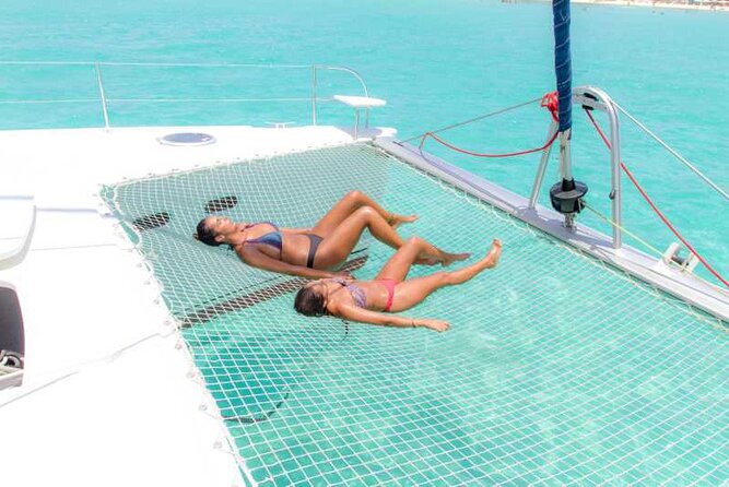 Half Day Luxury Sailing Experience in Riviera Maya with Open Bar - Getting There: Pickup at Super Akí vs Kore Hotel Zone