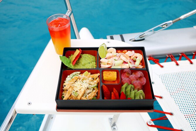 Half-Day Luxury Sailing Experience in Tulum with Open Bar - Lunch onboard: “decent to good” beats “fine”
