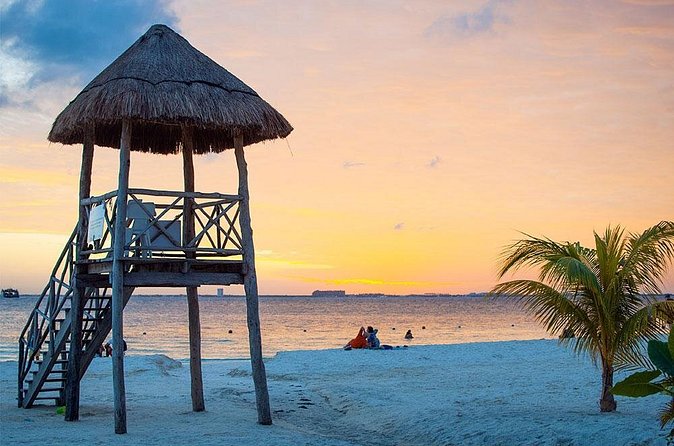 Isla Mujeres Deluxe (boat, Snorkeling, Free Time At Isla Mujeres Downtown-food) - Downtown free time and food: where the day can either flex or feel shopping-heavy